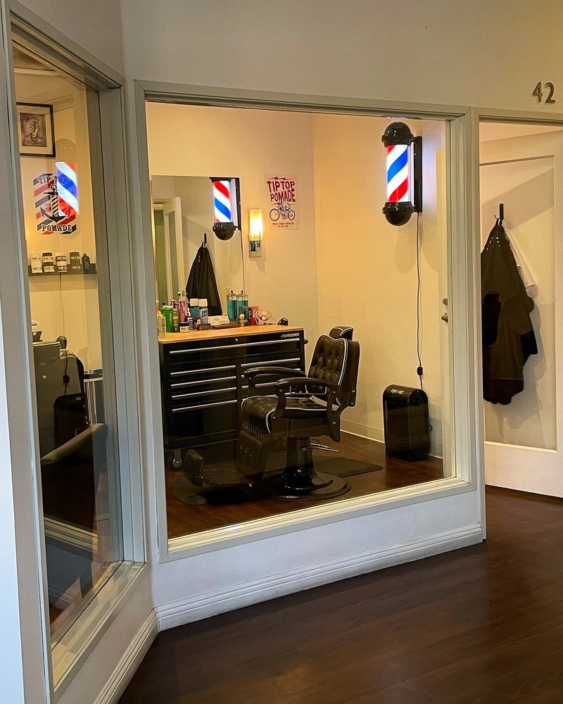 Know Hope Barbershop Logo