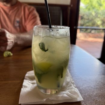 Landry's Seafood House - Mango Mojito - Seafood Near Me - Orlando, Florida Landry's Seafood House - Mango Mojito - Seafood Near Me - Orlando, Florida