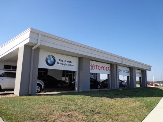 ROUND ROCK COLLISION CENTER - Updated July 2025 - 11 Photos & 125 ...