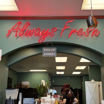 Jittery Geeks - Interior decor - Coffee & Tea Near Me - Bakersfield, California