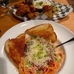 Bolognese & Fried Chicken w/ mashed potatoes; Follow me @RimyEats on Instagram Bolognese & Fried Chicken w/ mashed potatoes; Follow me @RimyEats on Instagram