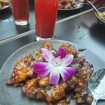 Jade Eatery And Lounge - General Tso 's Chicken - Asian Fusion Near Me - Forest Hills, New York Jade Eatery And Lounge - General Tso 's Chicken - Asian Fusion Near Me - Forest Hills, New York