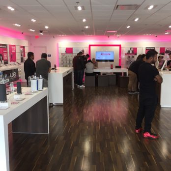 T-Mobile - Poor service because of the lack of staffing. Not how a customer service business should expect to keep customers. - Mobile Phones Near Me - Pinole, California T-Mobile - Poor service because of the lack of staffing. Not how a customer service business should expect to keep customers. - Mobile Phones Near Me - Pinole, California