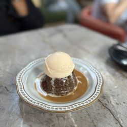 Si! Mon - Sticky toffee pudding ($12)