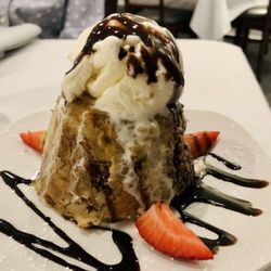 Cafe Venezia - Bread Pudding, wonderful!