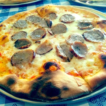 L'Incontro - Italian Sausage Pie - Pizza Near Me - Miami, Florida