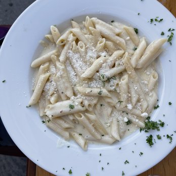 Il Farro - Alfredo Penne - Italian Near Me - Newport Beach, California Il Farro - Alfredo Penne - Italian Near Me - Newport Beach, California