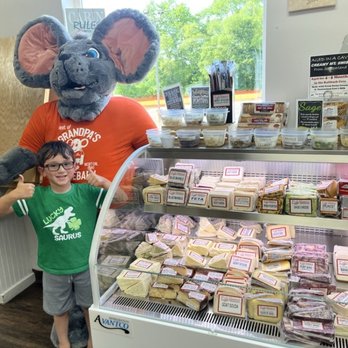 Grandpa's Cheesebarn - Say CHEESE - Cheese Shops Near Me - Norton, Ohio