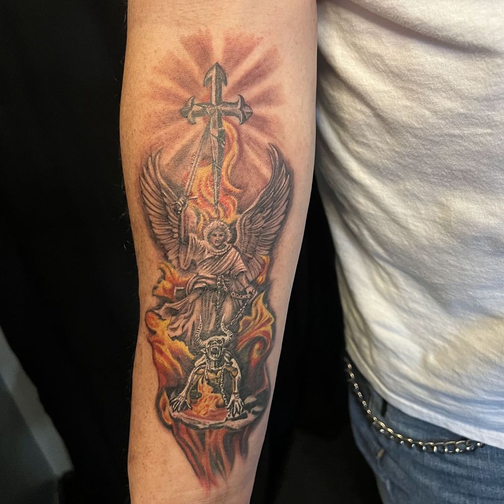 Audacious Ink Tattoo Studio - Tattoo Near Me - Ottawa, Illinois