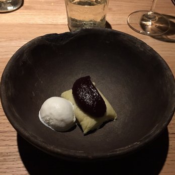 Criollo - Jamaica purée on masa shortbread - Mexican Near Me - Oaxaca, OAX