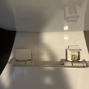 Red Roof Inn - Toilet not cleaned. - Hotels Near Me - St George, South Carolina