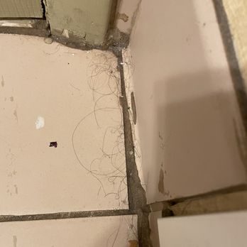 Carlton Inn Midway - This was the bathroom floor in a clean room. - Hotels Near Me - Chicago, Illinois Carlton Inn Midway - This was the bathroom floor in a clean room. - Hotels Near Me - Chicago, Illinois