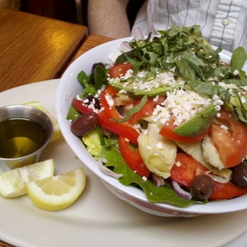 Dharma's Restaurant - Mediterranean salad - Vegetarian Near Me - Capitola, California