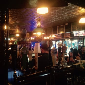 Pippin's Tavern - Irish Pub Near Me - Chicago, Illinois Pippin's Tavern - Irish Pub Near Me - Chicago, Illinois