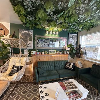 Honney Doffee - Beautiful interior - Coffee & Tea Near Me - National City, California