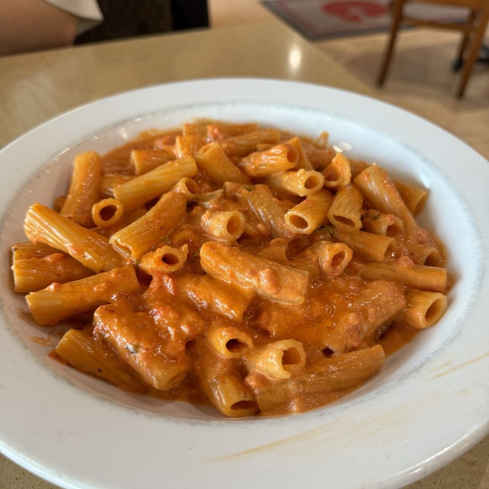 Mario's Pizzeria - Rigatoni Alla Vodka - Pizza Near Me - Syosset, New York