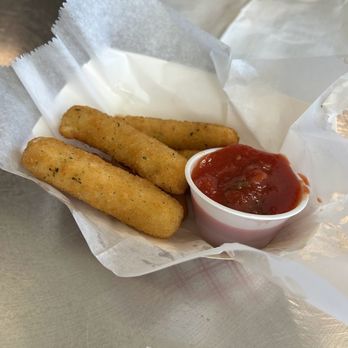 Primanti Bros - Above average mozzarella sticks. - Pizza Near Me - Fort Lauderdale, Florida Primanti Bros - Above average mozzarella sticks. - Pizza Near Me - Fort Lauderdale, Florida
