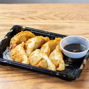 Domoishi - a tray of food with dipping sauce - Asian Fusion Near Me - Chester, Virginia