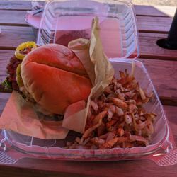 The Ranch House & Coffee Shop - Dillon burger
