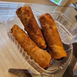 Life Pho - Egg rolls