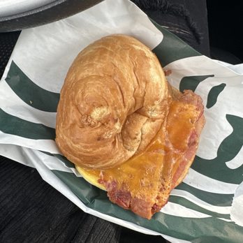Starbucks - Smashed food - Coffee & Tea Near Me - Shelbyville, Indiana Starbucks - Smashed food - Coffee & Tea Near Me - Shelbyville, Indiana