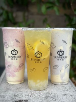 Sunmerry Bakery by null