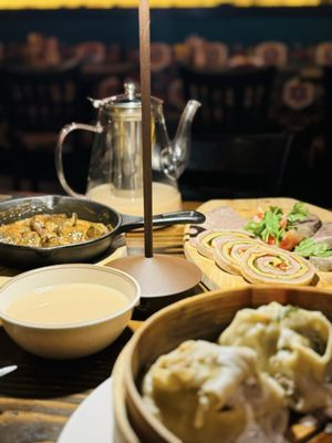 FARIDA - Finest World Dishes by null