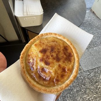 Chäs Barmettler - Cheese tart - Food Near Me - Luzern, LU Chäs Barmettler - Cheese tart - Food Near Me - Luzern, LU
