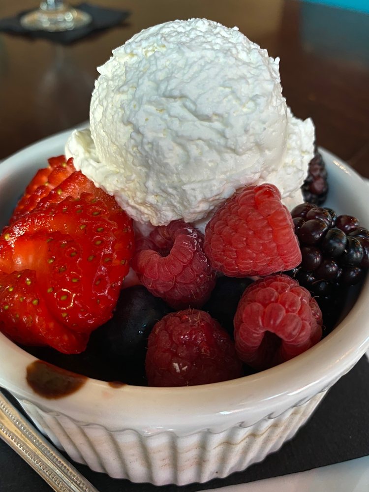 Social spots from a'Bravo Bistro & Wine Bar