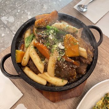 Damee Korean Restaurant - Braised beef ribs - Korean Near Me - Buena Park, California Damee Korean Restaurant - Braised beef ribs - Korean Near Me - Buena Park, California