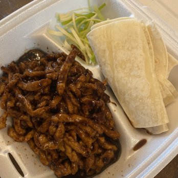 Blue & Fly Asian Kitchen - M2. Shredded Pork with Scallions and Soybean Paste yummy - Chinese Near Me - Omaha, Nebraska Blue & Fly Asian Kitchen - M2. Shredded Pork with Scallions and Soybean Paste yummy - Chinese Near Me - Omaha, Nebraska