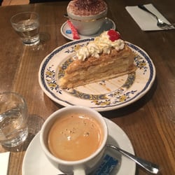 Russisches Restaurant 313 - Napoleonkuchen