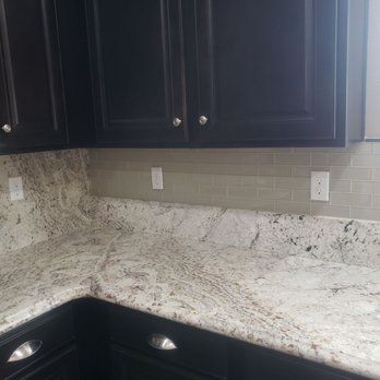 Jm Custom Tile and Stone - Fantastic job on the backsplash very neat and meticulous - Flooring Near Me - Riverside, California