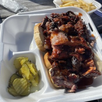 Jones Bar-B-Q - Rib tip & burnt ends Combo Plate - Barbeque Near Me - Kansas City, Kansas Jones Bar-B-Q - Rib tip & burnt ends Combo Plate - Barbeque Near Me - Kansas City, Kansas