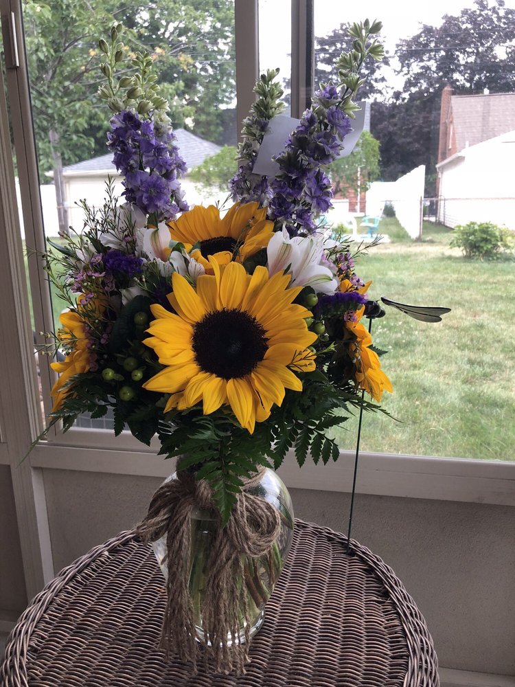 THRIFTY FLORIST 2353 Eureka Rd, Wyandotte, Michigan Yelp