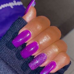 Lee Nails - Full set with gel and an accent $60