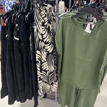 Tj Maxx - Department Stores Near Me - Sunrise, Florida