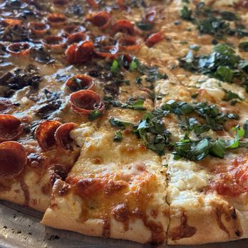 Harry's Pizza - 1/2 pepperoni mushroom, 1/2 garlic ricotta basil Extra cheese on the whole thing - Pizza Near Me - Canonsburg, Pennsylvania Harry's Pizza - 1/2 pepperoni mushroom, 1/2 garlic ricotta basil Extra cheese on the whole thing - Pizza Near Me - Canonsburg, Pennsylvania