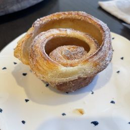 Cruffin