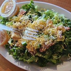 Crown King Saloon & Eatery - Garden salad.