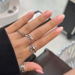 Lux Nail Salon