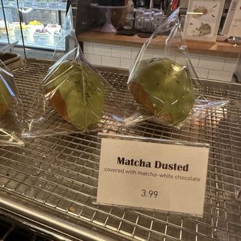 BBQ 21 - Matcha dusted bread - Korean Near Me - Fairfax, Virginia BBQ 21 - Matcha dusted bread - Korean Near Me - Fairfax, Virginia