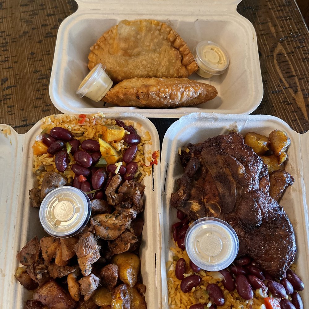 Boriqua Kitchen - Empanadas Sweet Plantains Chicharon Chicken Delicious fried pork - Food Trucks Near Me Boriqua Kitchen - Empanadas Sweet Plantains Chicharon Chicken Delicious fried pork - Food Trucks Near Me