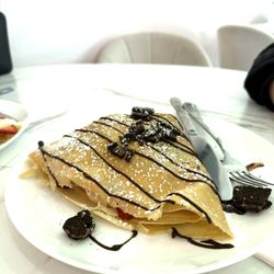 First Round Boba & Crepes - Strawberry Oreo