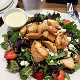 Strawberry Pecan Salad Strawberry Pecan Salad