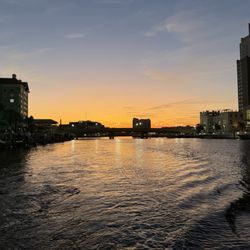 Cruisin' Tikis Tampa