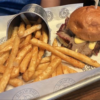 Bend Brewing Company - Smokey beef and cheddar with fries - Breweries Near Me - Bend, Oregon