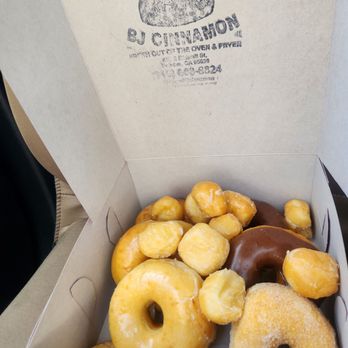 BJ Cinnamon - Bakeries Near Me - Folsom, California