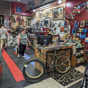 Recycles - Lots of stuff but if you need something, they probably have it! - Bikes Near Me - Greensboro, North Carolina