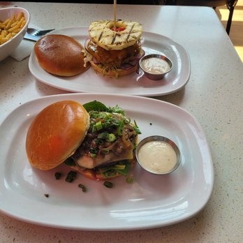 The Counter Santana Row - Burgers Near Me - San Jose, California